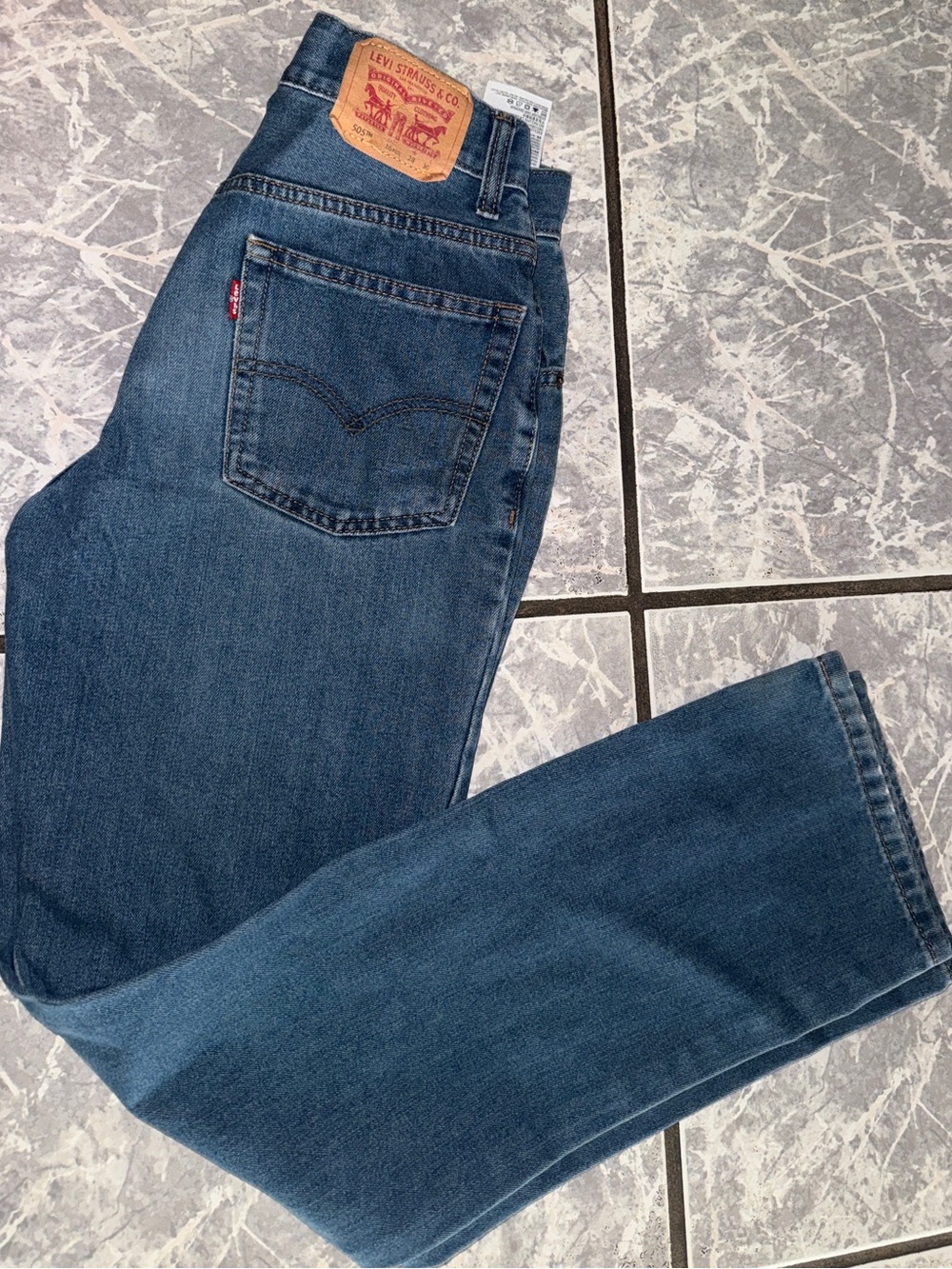 Levi jeans 28x30